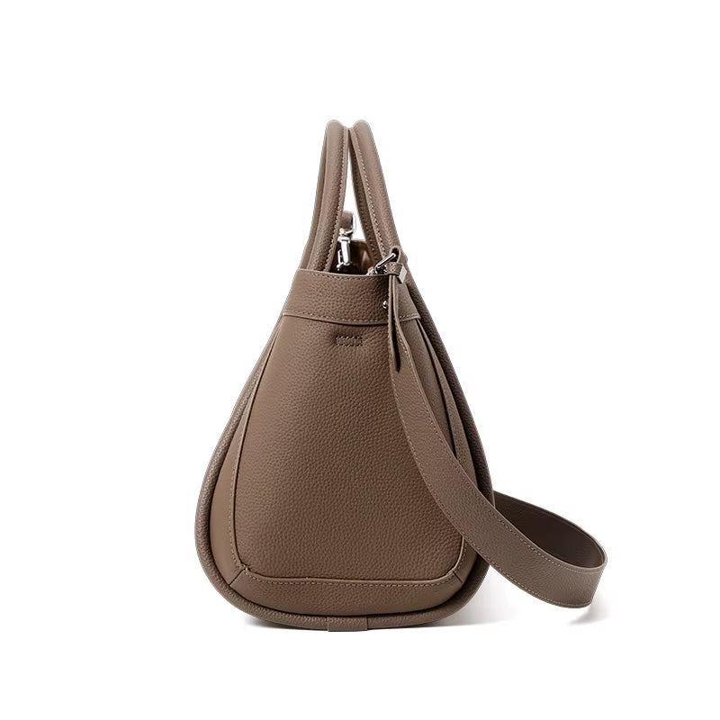 New Autumn and Winter Top Layer Cowhide Fashion Niche Design Leather Large Capacity Shoulder Messenger Bag Foreign Style