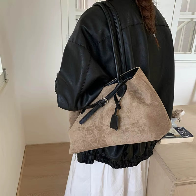 LEFTSIDE Women'S PU Leather Shoulder Bag 2025 Winter New Fashion Retro Underarm Bag Luxury Brand Designer Handbags Tote Bags